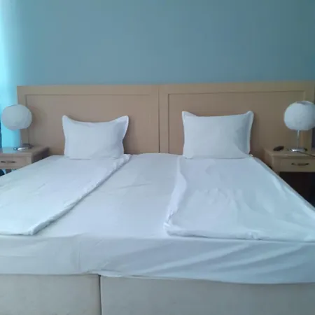 двустаен в *