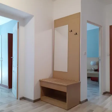 двустаен в * 프리모르스코