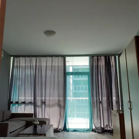 아파트 двустаен в