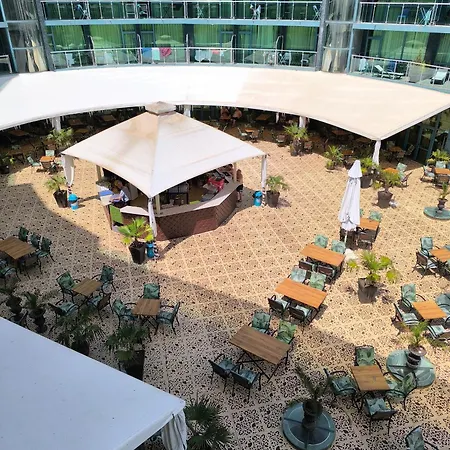 Apartment двустаен в *